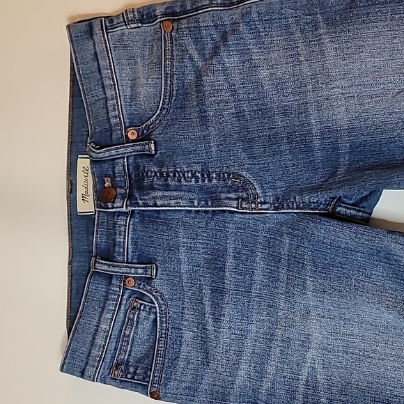 MADEWELL Skinny 9" Mid Rise Distressed Jeans Raw Hem - Picture 4 of 9